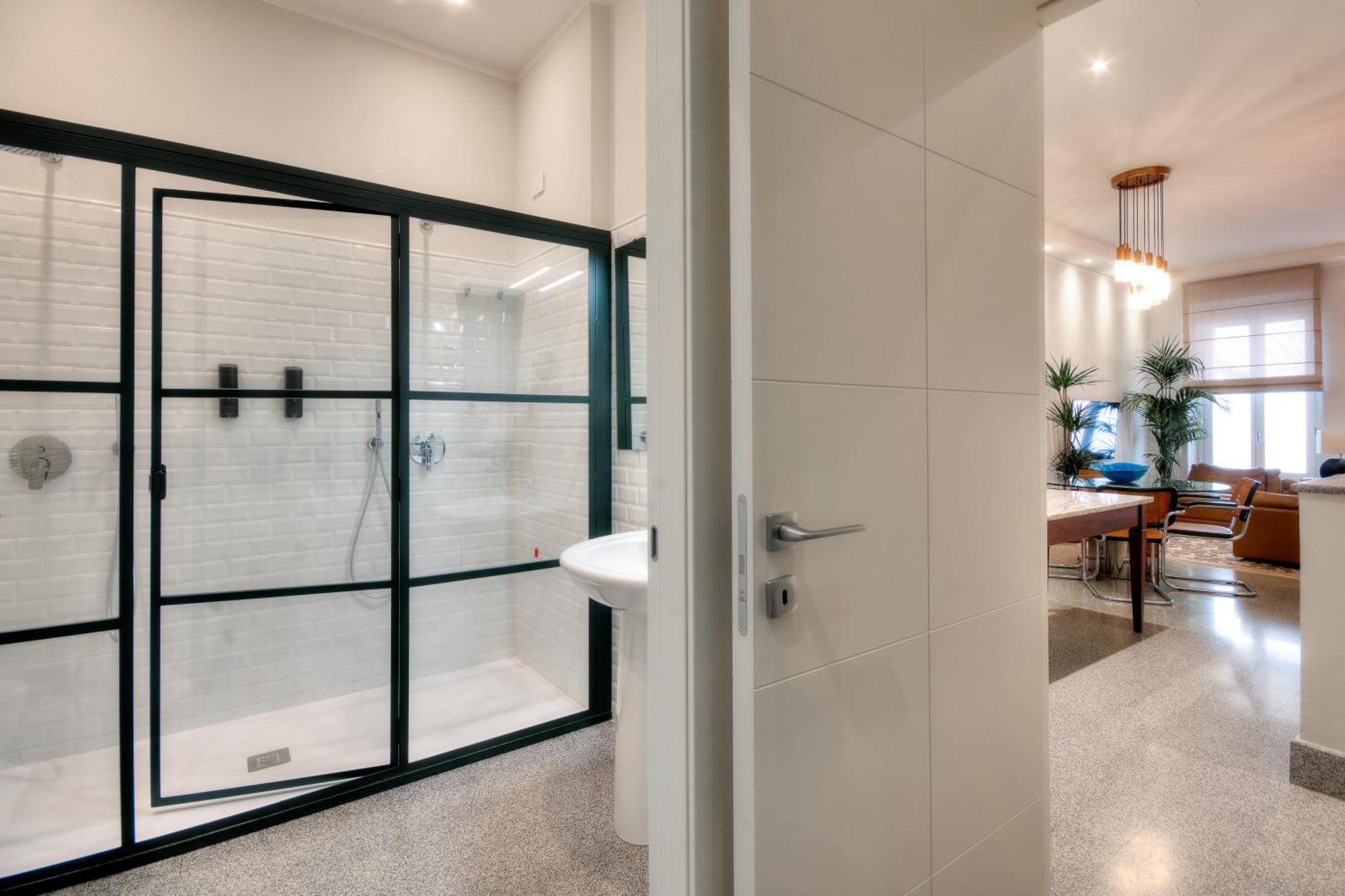 Right House - Indipendent In Characteristic Marina District Apartment Cagliari Ngoại thất bức ảnh